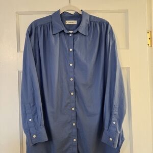 Everlane Women's Blue Shirred Button-Down Shirt